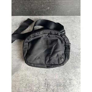 GAIAM  Black Waist Pack/ Sidekick In Excellent Condition